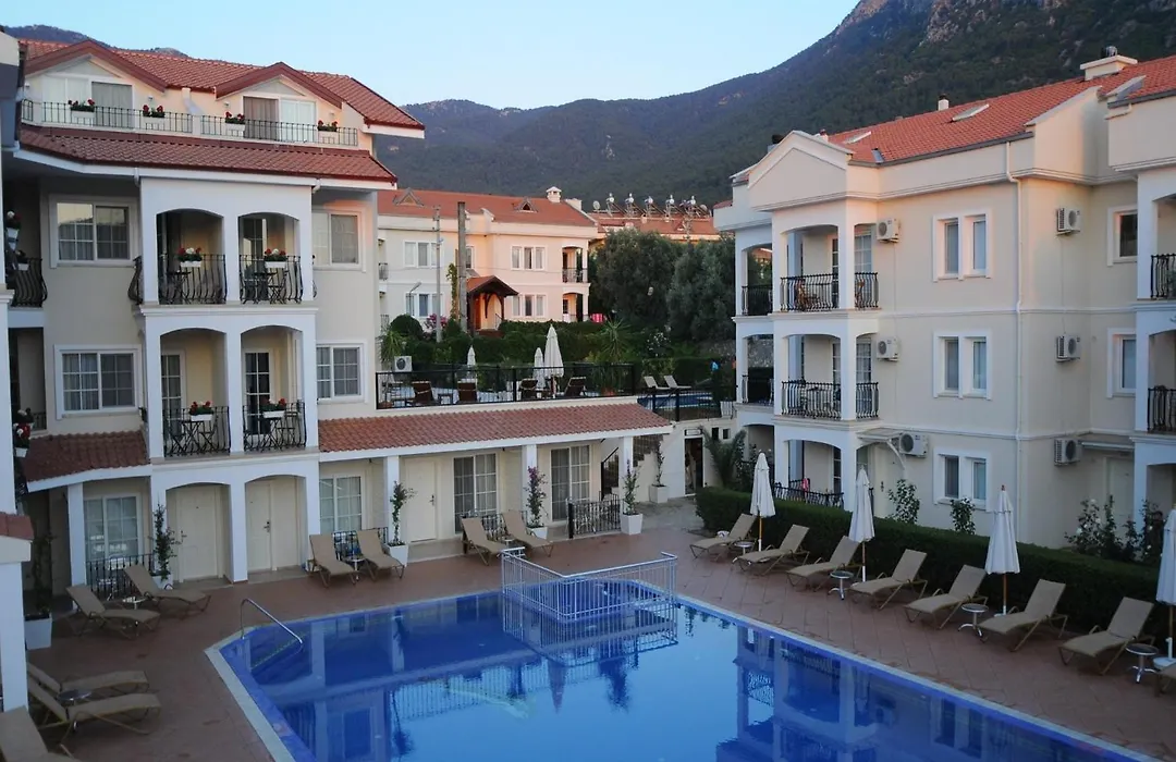 Sea Breeze Hotel&Apartments-1