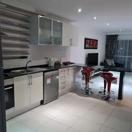 Modern Detached 3 Bedroom Villa With Shared Pool-3