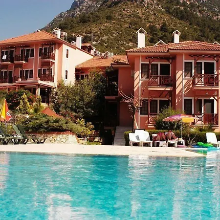 Club Pink Palace Hotel-3